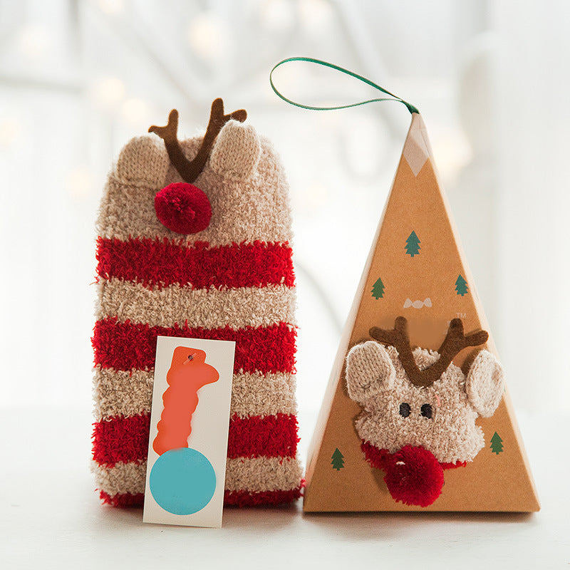 Weihnachtsgeschenkbox – süße Plüschsocken(4 Paare)