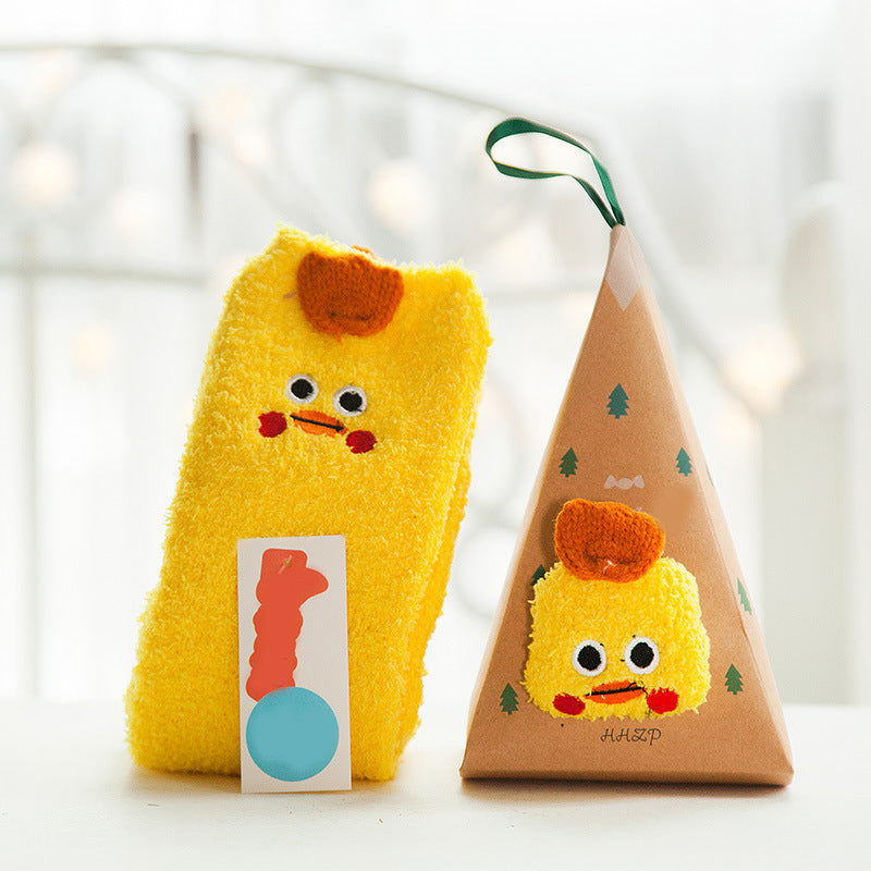 Weihnachtsgeschenkbox – süße Plüschsocken(4 Paare)