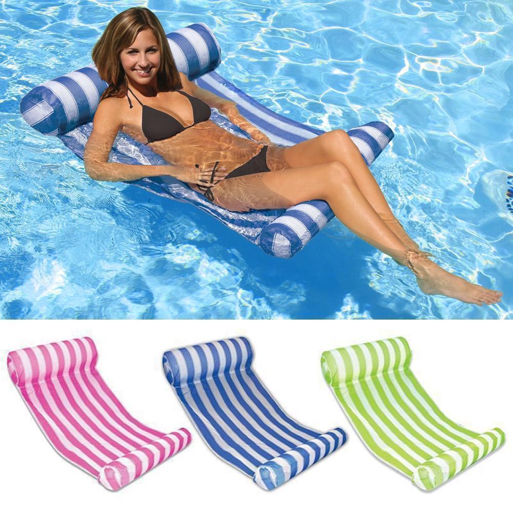 Schwimmendes Bett & HĂ€ngematte auf dem Wasser