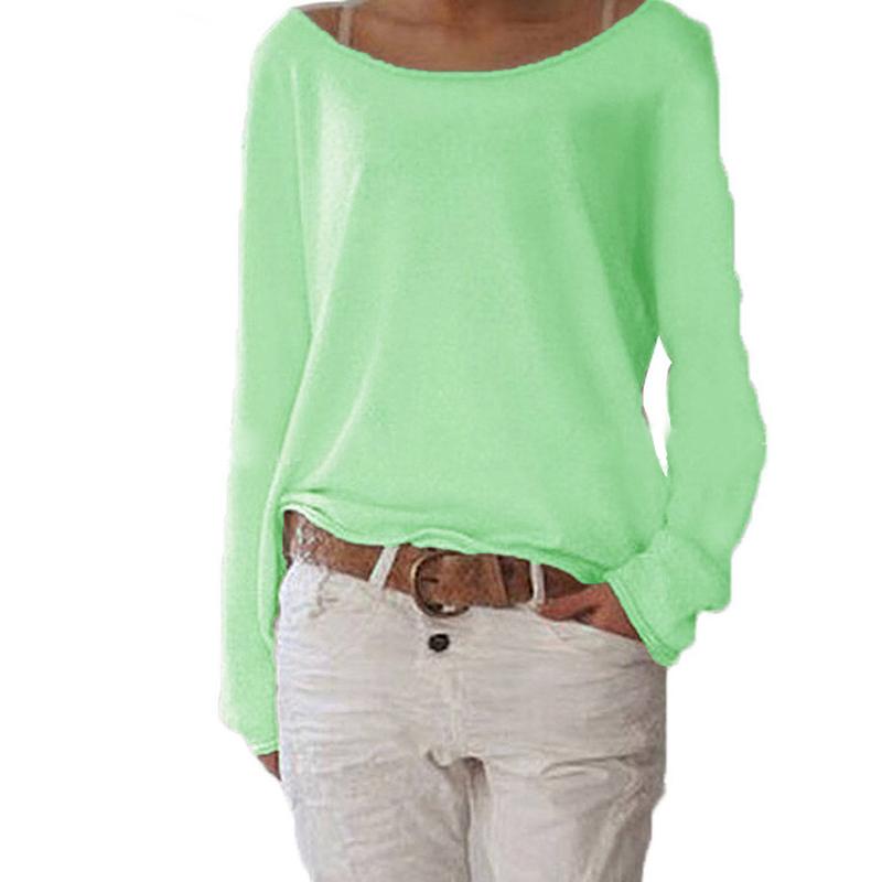 Einfarbiges gestricktes T-Shirt