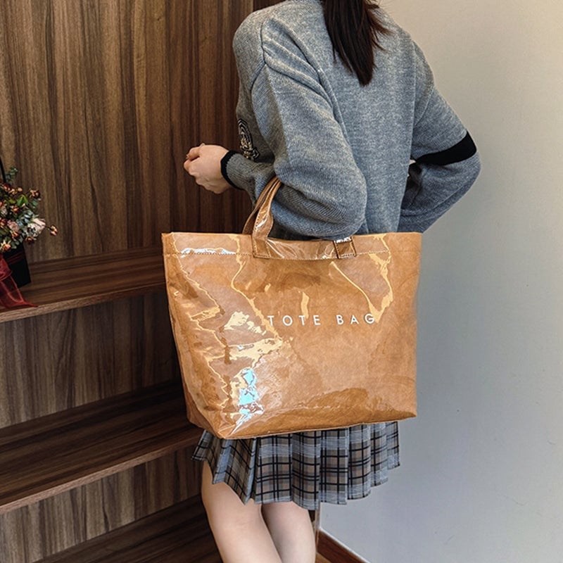 Damen Tasche mit Buchstaben-Print