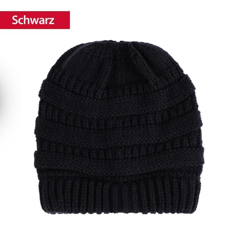 Weiche Strickpferdeschwanzkappe